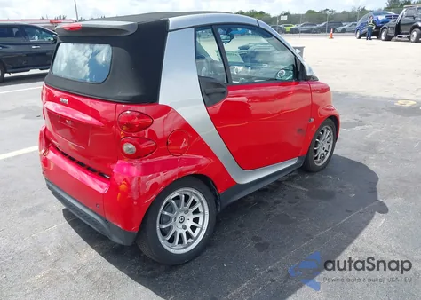 2013 Smart Fortwo Passion из США, поврежденный, VIN WMEEK3BA3DK584770